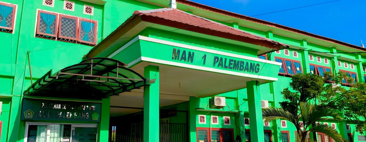 GEDUNG MANSAPA